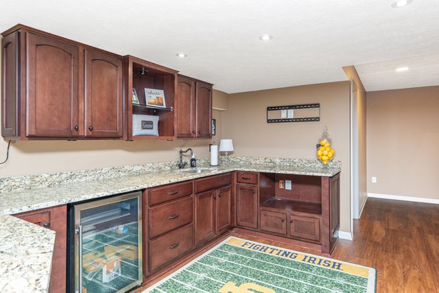 16755 Lakeville Crossing, Westfield, IN 46074