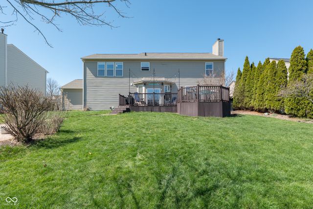 16755 Lakeville Crossing, Westfield, IN 46074