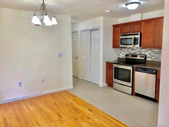 160 Chatterton Avenue 1A, White Plains, NY 10606