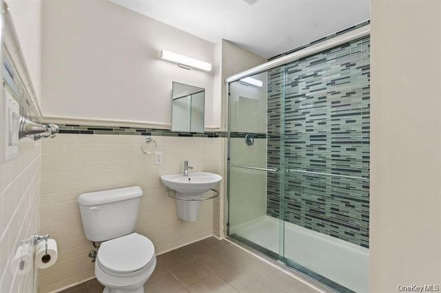 160 Chatterton Avenue 1A, White Plains, NY 10606