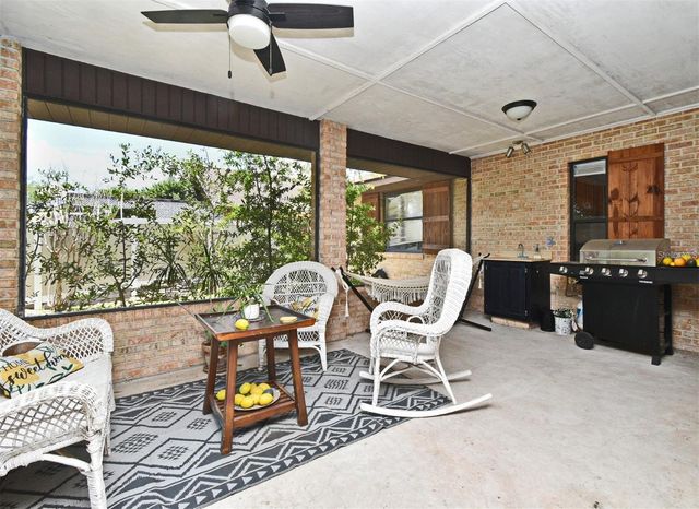 26 CANTER CLUB COURT, Debary, FL 32713