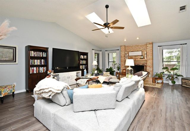 26 CANTER CLUB COURT, Debary, FL 32713