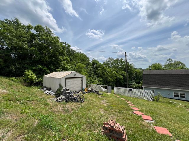 5300 Sugar Creek Pike, Nicholasville, KY 40356