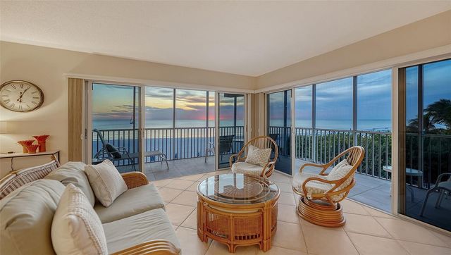 800 BENJAMIN FRANKLIN DRIVE 308, Sarasota, FL 34236