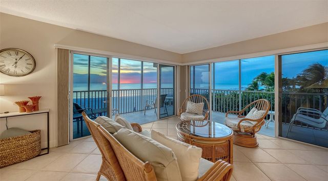 800 BENJAMIN FRANKLIN DRIVE 308, Sarasota, FL 34236