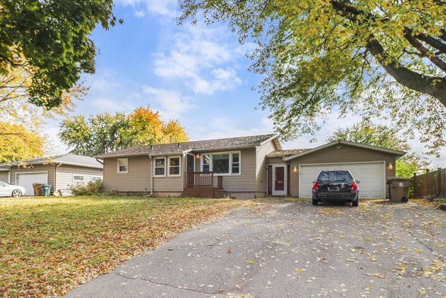 4121 Dwight Drive, Madison, WI 53704