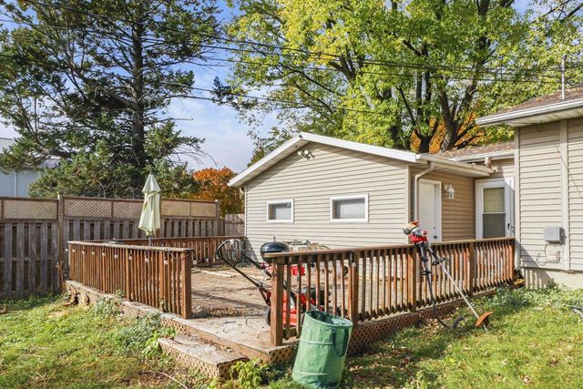 4121 Dwight Drive, Madison, WI 53704