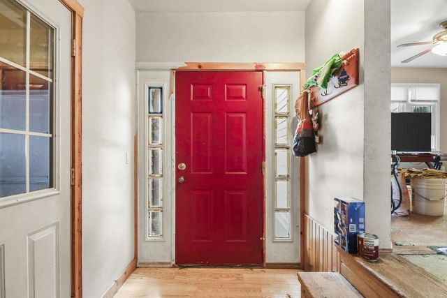 4121 Dwight Drive, Madison, WI 53704