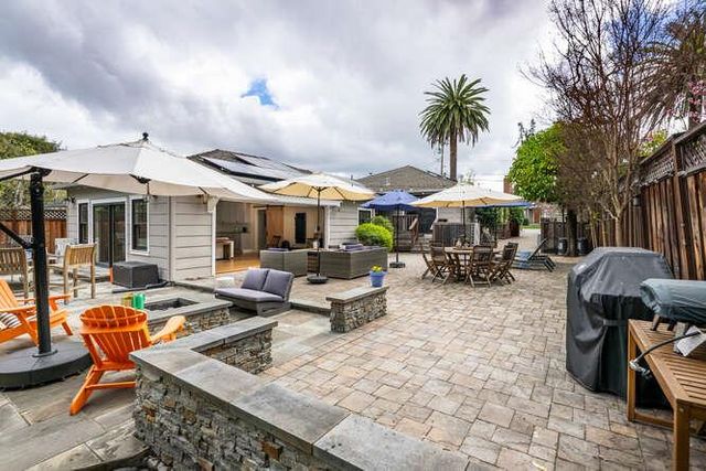 2258 Howard Avenue, San Carlos, CA 94070