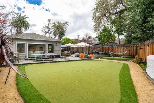 2258 Howard Avenue, San Carlos, CA 94070