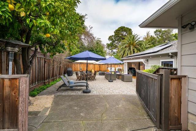 2258 Howard Avenue, San Carlos, CA 94070