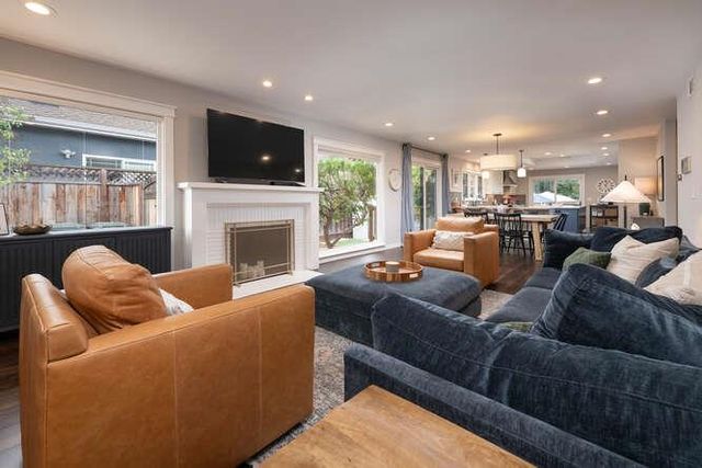 2258 Howard Avenue, San Carlos, CA 94070