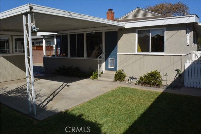 6448 E Los Arcos, Long Beach, CA 90815