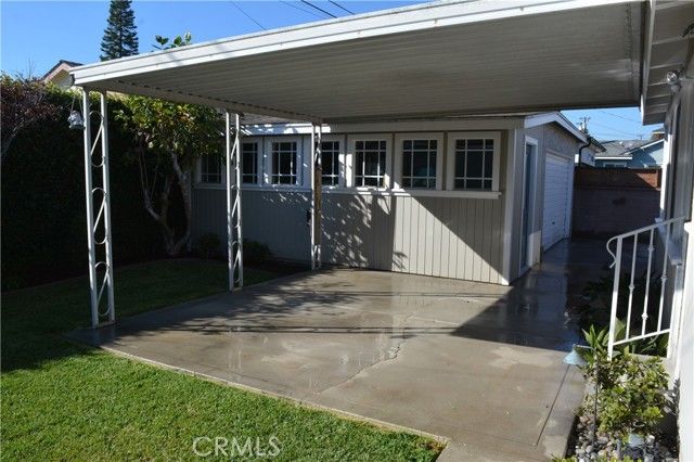 6448 E Los Arcos, Long Beach, CA 90815