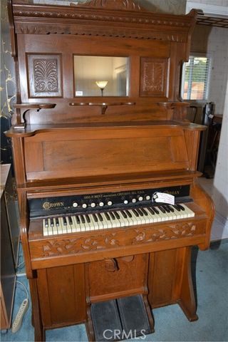 6448 E Los Arcos, Long Beach, CA 90815