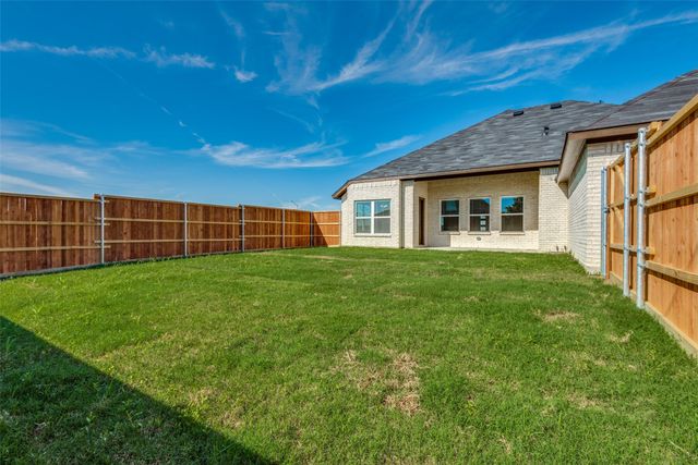 1444 N Carolina Avenue, Lancaster, TX 75134