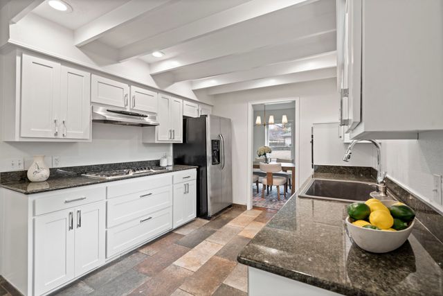 6251 Danbury Lane, Dallas, TX 75214