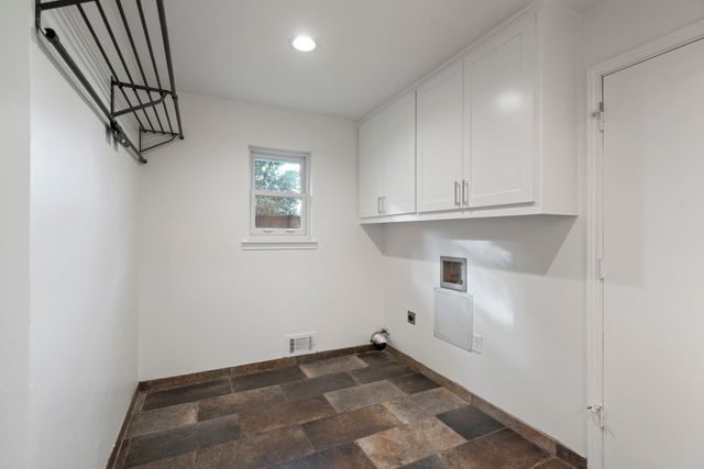 6251 Danbury Lane, Dallas, TX 75214