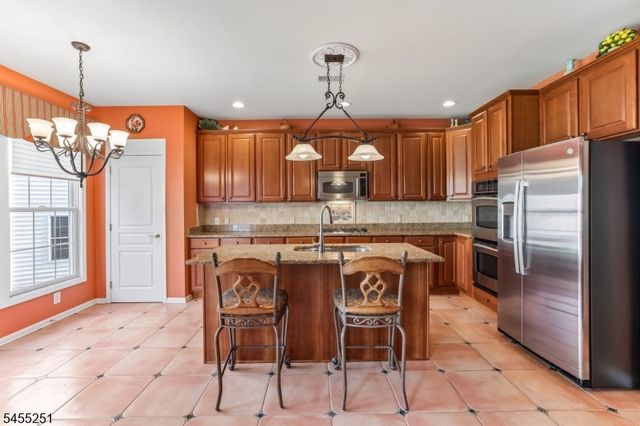 62 Hickory Hill Blvd 1, Totowa Boro, NJ 07512