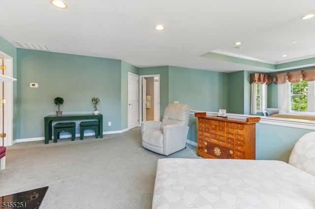 62 Hickory Hill Blvd 1, Totowa Boro, NJ 07512