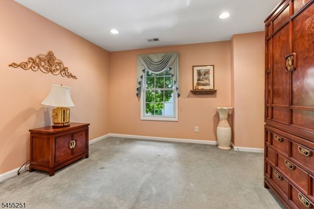 62 Hickory Hill Blvd 1, Totowa Boro, NJ 07512