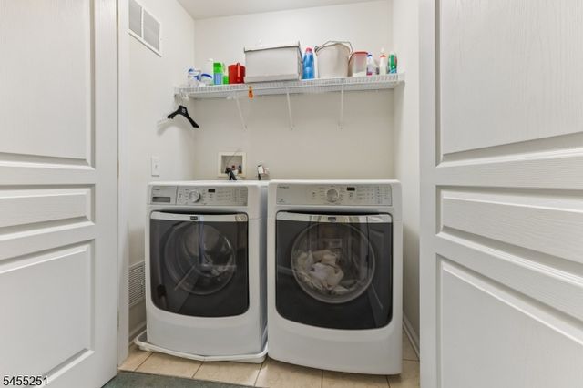 62 Hickory Hill Blvd 1, Totowa Boro, NJ 07512