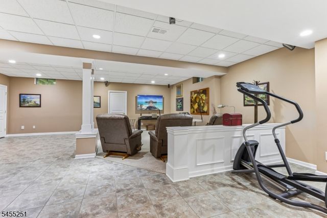 62 Hickory Hill Blvd 1, Totowa Boro, NJ 07512