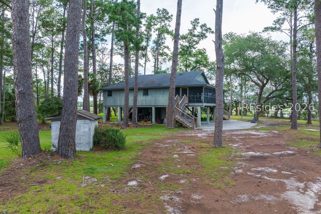 42 Robert Ingram Ct, Okatie, SC 29909