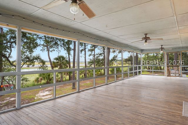 42 Robert Ingram Ct, Okatie, SC 29909