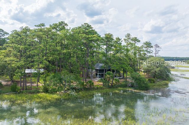 42 Robert Ingram Ct, Okatie, SC 29909