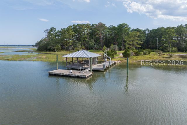 42 Robert Ingram Ct, Okatie, SC 29909
