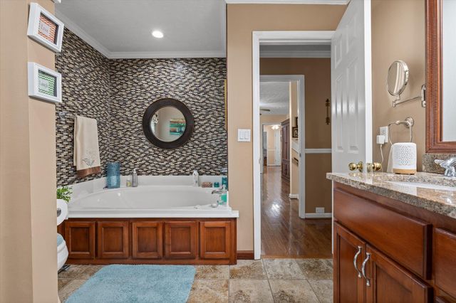 44 Creekside Drive, Ringgold, GA 30736