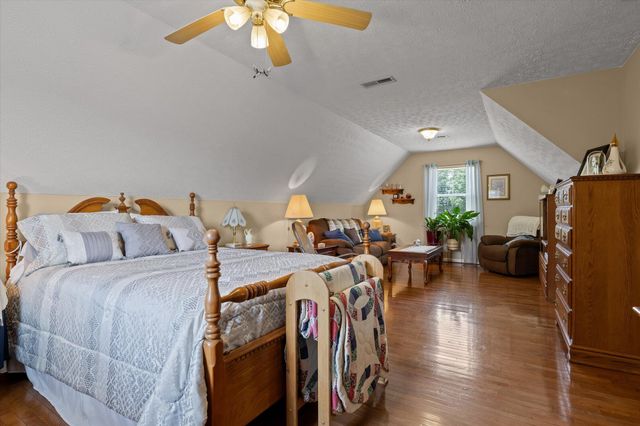 44 Creekside Drive, Ringgold, GA 30736