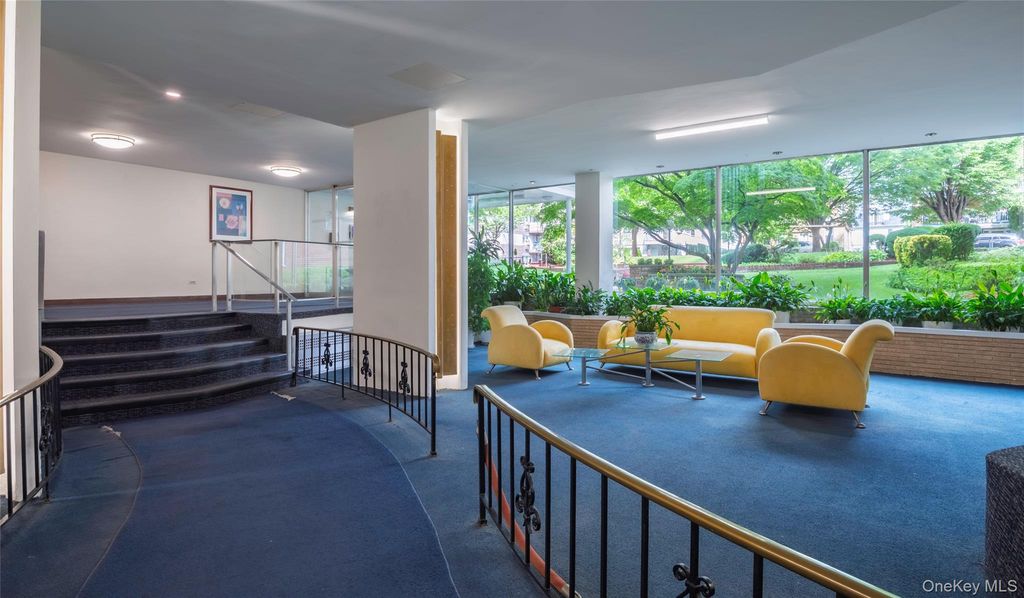 164-20 Highland Avenue 7T, Jamaica Hills, NY 11432 — photo 4