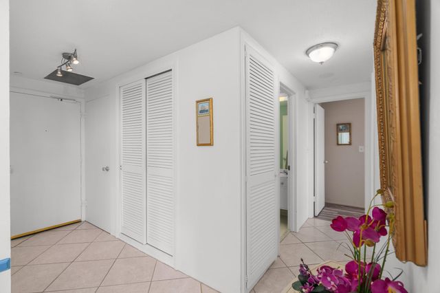 3333 NE 34th Street 522, Fort Lauderdale, FL 33308