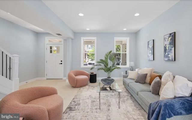 706 LONGFELLOW ST NW, Washington, DC 20011