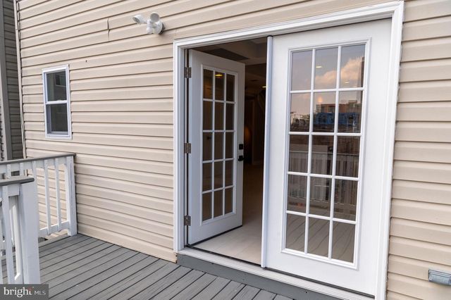 706 LONGFELLOW ST NW, Washington, DC 20011