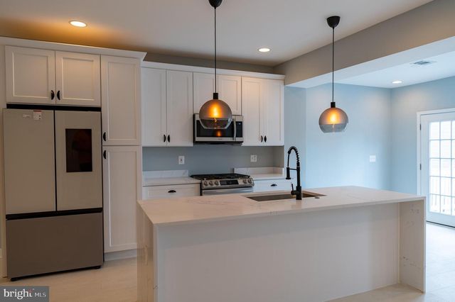 706 LONGFELLOW ST NW, Washington, DC 20011