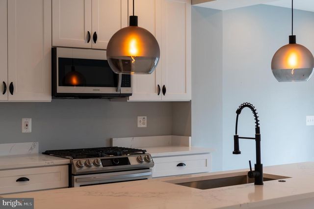 706 LONGFELLOW ST NW, Washington, DC 20011