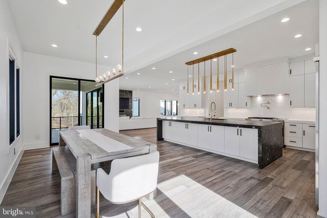 1354 MONITOR LN, Mclean, VA 22101