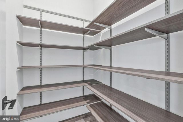 1354 MONITOR LN, Mclean, VA 22101