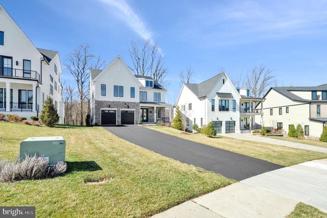 1354 MONITOR LN, Mclean, VA 22101