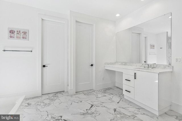 1354 MONITOR LN, Mclean, VA 22101