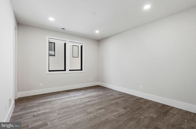 1354 MONITOR LN, Mclean, VA 22101