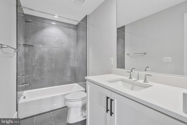 1354 MONITOR LN, Mclean, VA 22101