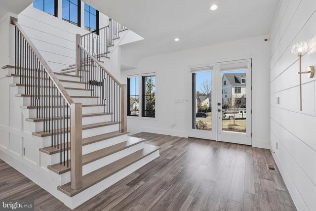 1354 MONITOR LN, Mclean, VA 22101