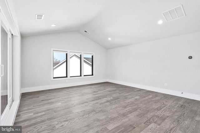 1354 MONITOR LN, Mclean, VA 22101