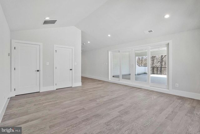 1354 MONITOR LN, Mclean, VA 22101