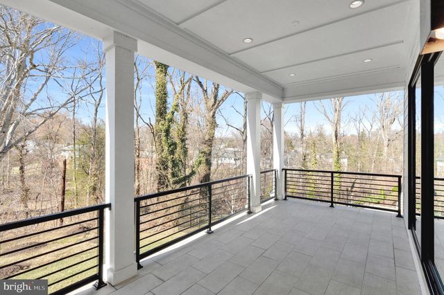 1354 MONITOR LN, Mclean, VA 22101