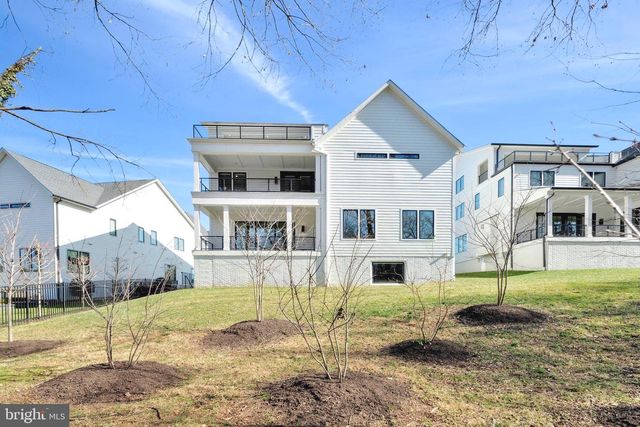 1354 MONITOR LN, Mclean, VA 22101